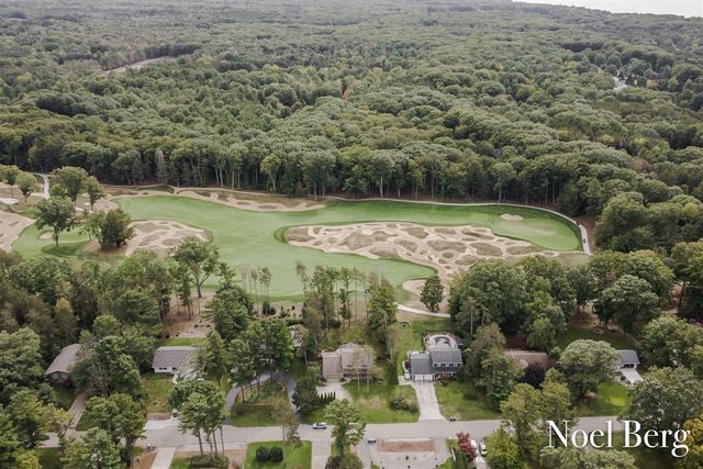 17218 Timber Dunes Drive, Grand Haven, MI 49417