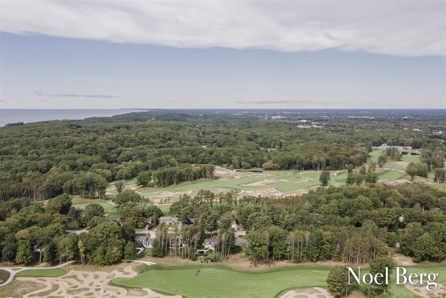 17218 Timber Dunes Drive, Grand Haven, MI 49417