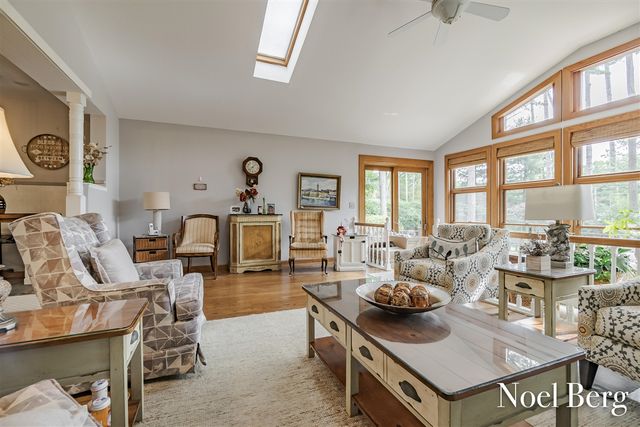 17218 Timber Dunes Drive, Grand Haven, MI 49417