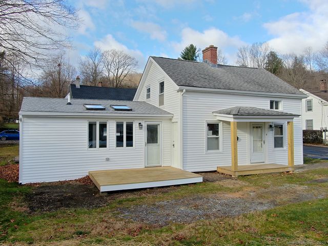 9 John Street, Winchester, CT 06098