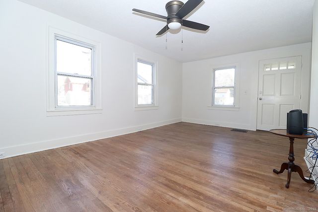 9 John Street, Winchester, CT 06098