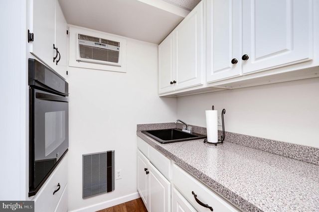 20 MCCORMICK RD, Mohnton, PA 19540