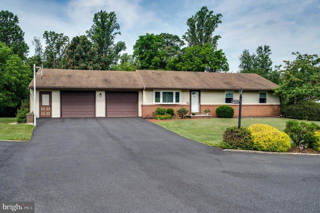 20 MCCORMICK RD, Mohnton, PA 19540