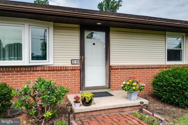 20 MCCORMICK RD, Mohnton, PA 19540