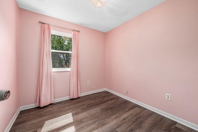3228 Delburn Avenue, Dublin, OH 43017