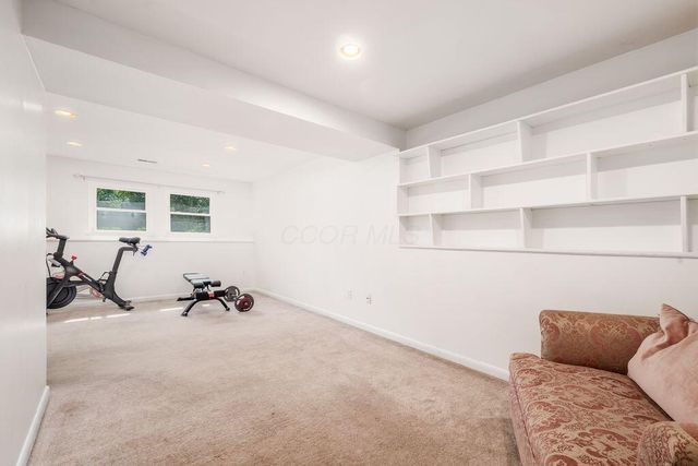 3228 Delburn Avenue, Dublin, OH 43017