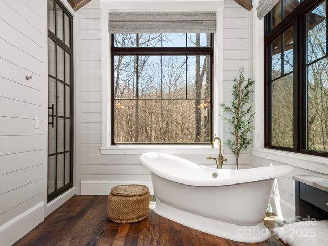 61 Back Bone Way 203, Sylva, NC 28779