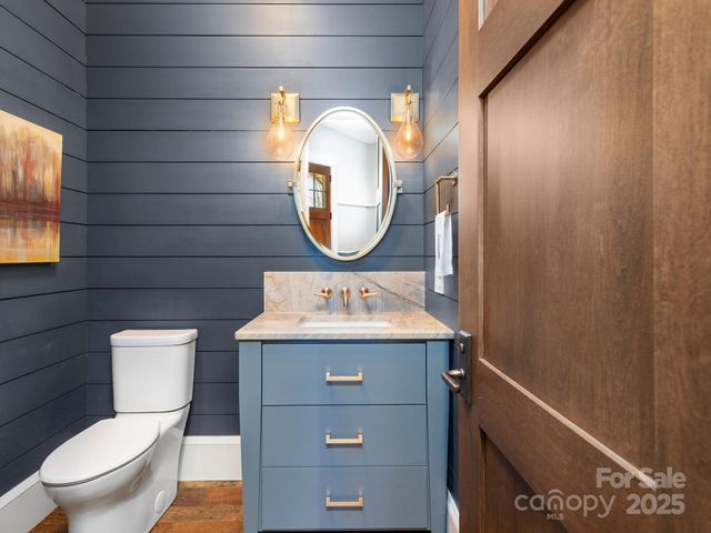 61 Back Bone Way 203, Sylva, NC 28779