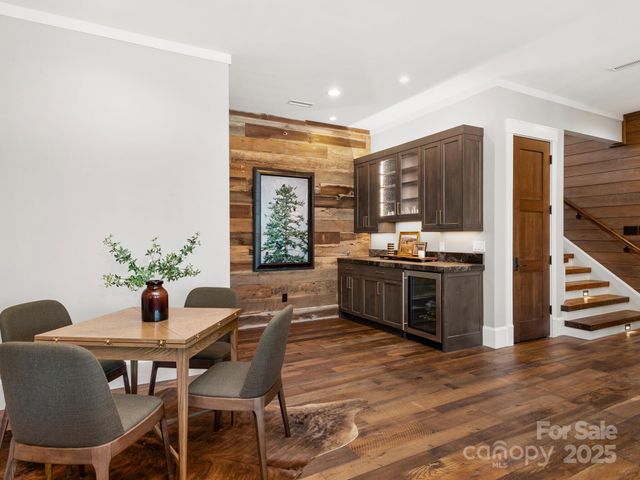 61 Back Bone Way 203, Sylva, NC 28779
