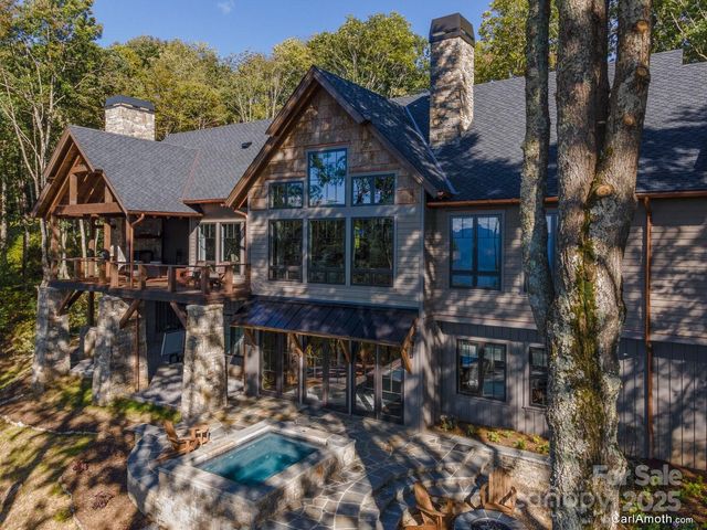 61 Back Bone Way 203, Sylva, NC 28779