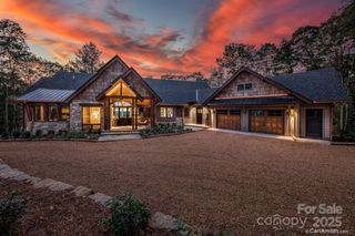 61 Back Bone Way 203, Sylva, NC 28779