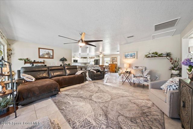 1687 Garden Avenue, Melbourne, FL 32934