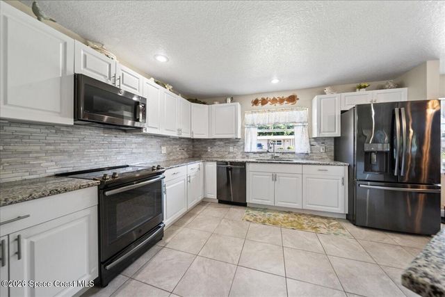 1687 Garden Avenue, Melbourne, FL 32934