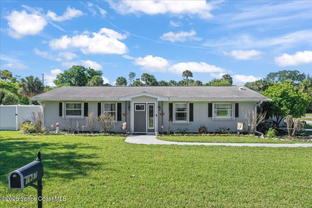 1687 Garden Avenue, Melbourne, FL 32934