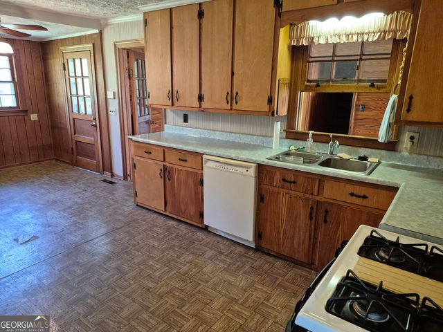 399 W Court Street, Wrightsville, GA 31096