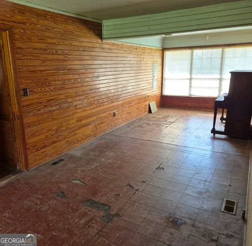 399 W Court Street, Wrightsville, GA 31096