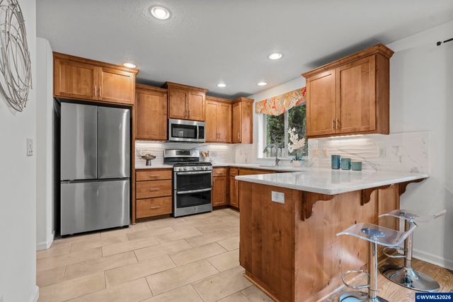 1931 Arroyo Ridge Dr NW, Albany, OR 97321