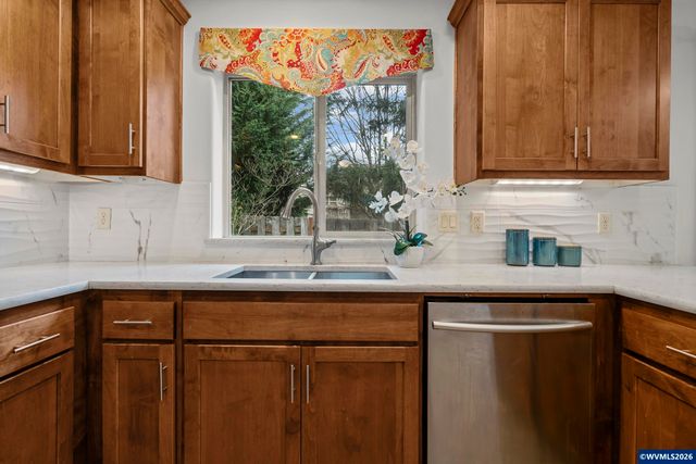 1931 Arroyo Ridge Dr NW, Albany, OR 97321