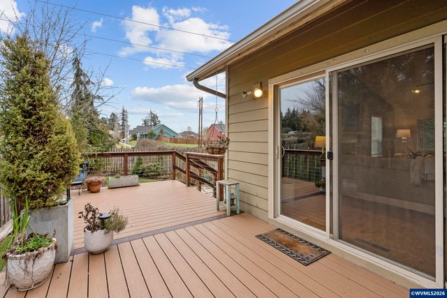 1931 Arroyo Ridge Dr NW, Albany, OR 97321