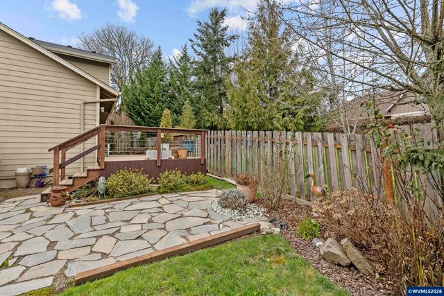 1931 Arroyo Ridge Dr NW, Albany, OR 97321