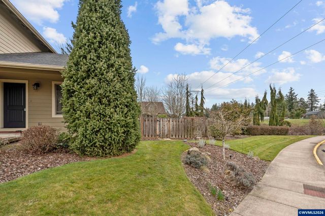 1931 Arroyo Ridge Dr NW, Albany, OR 97321