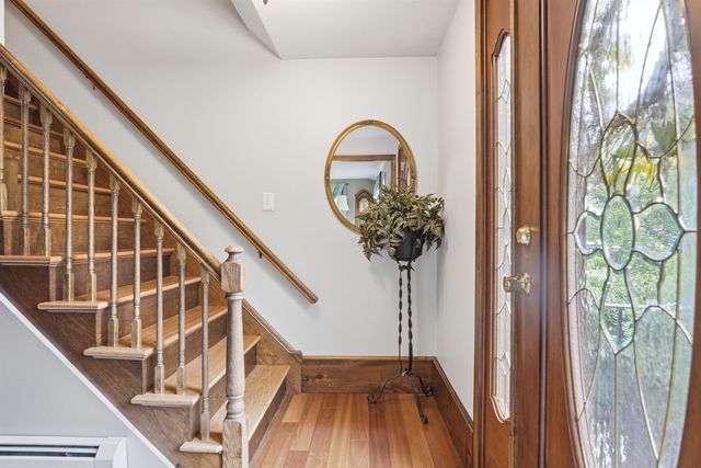 9 Whitman Road, Nashua, NH 03062