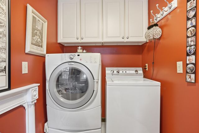 9 Whitman Road, Nashua, NH 03062