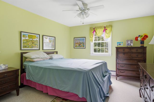 9 Whitman Road, Nashua, NH 03062