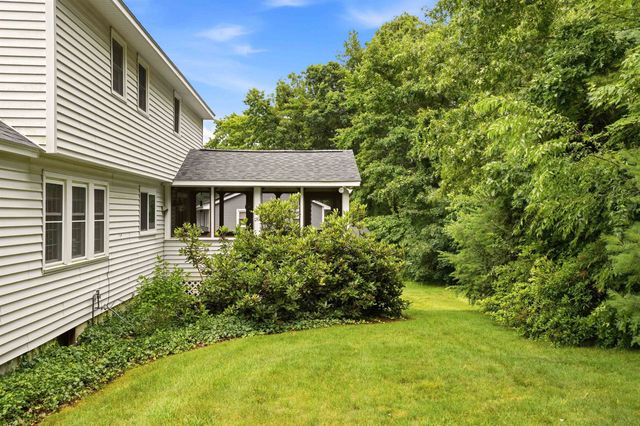 9 Whitman Road, Nashua, NH 03062