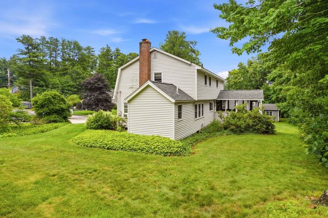 9 Whitman Road, Nashua, NH 03062