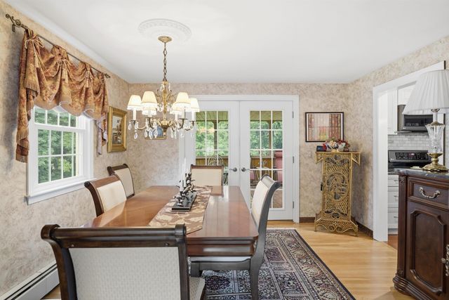 9 Whitman Road, Nashua, NH 03062