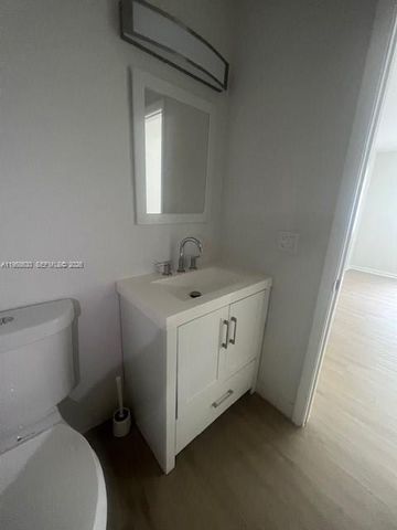 6845 SW 45th Ln 1, Miami, FL 33155