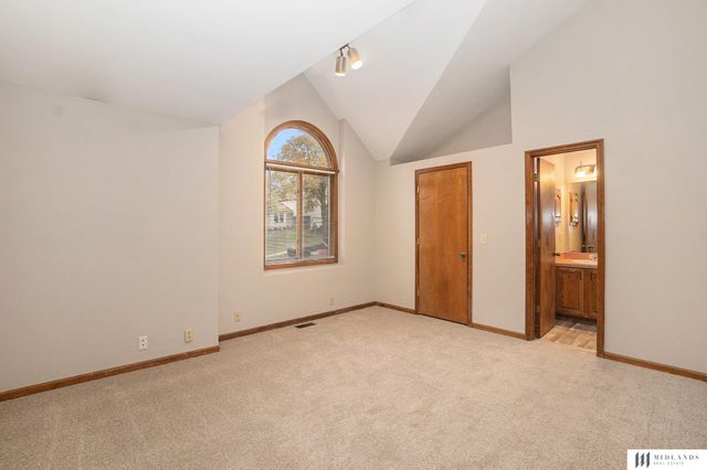 1803 Brenda Drive, Bellevue, NE 68005