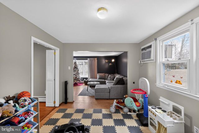 4517 E YATES RD, Bensalem, PA 19020