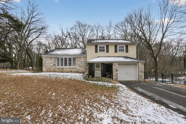 4517 E YATES RD, Bensalem, PA 19020