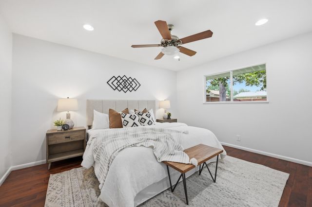 8503 Daleview DR, Austin, TX 78757
