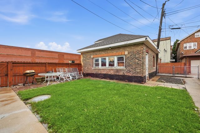 1601 S 51st Court, Cicero, IL 60804