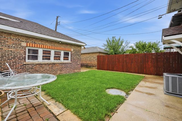 1601 S 51st Court, Cicero, IL 60804