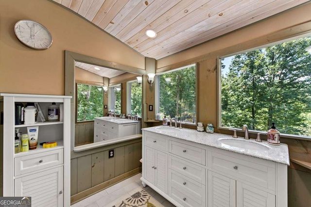 93 Misty Mountain Trail, Morganton, GA 30560