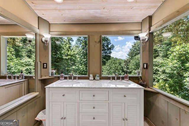93 Misty Mountain Trail, Morganton, GA 30560