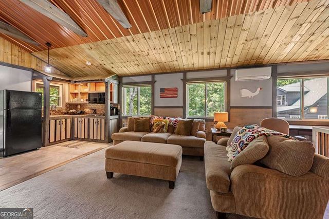 93 Misty Mountain Trail, Morganton, GA 30560