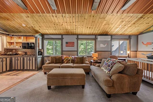 93 Misty Mountain Trail, Morganton, GA 30560