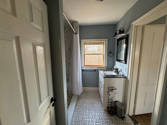 20 South St, Plainville, MA 02762