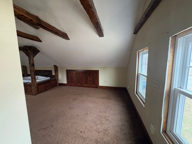 20 South St, Plainville, MA 02762