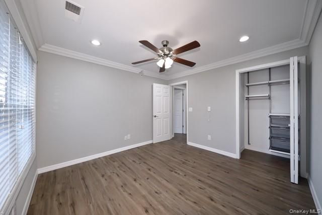 1804 Dolphin Lane 1804, Holbrook, NY 11741
