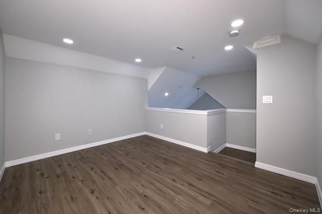 1804 Dolphin Lane 1804, Holbrook, NY 11741
