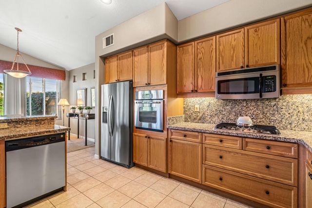 76948 Kybar Road, Palm Desert, CA 92211