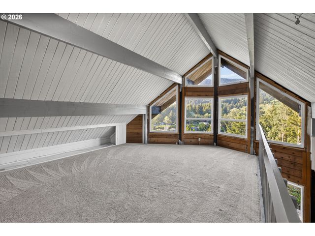 900 Greenridge St, Manzanita, OR 97130