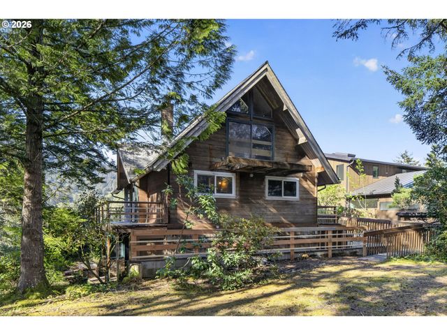 900 Greenridge St, Manzanita, OR 97130