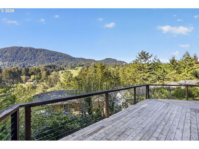 900 Greenridge St, Manzanita, OR 97130